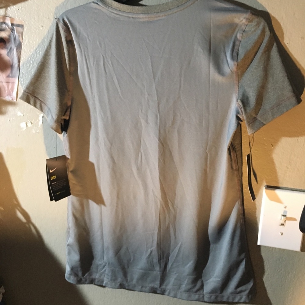 Shirt - Picture 6 of 8